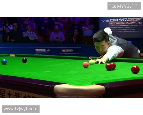 PERFECT鳄鱼展现超强实力一举斩杀三敌KT战队成功推水晶锁定赛点局