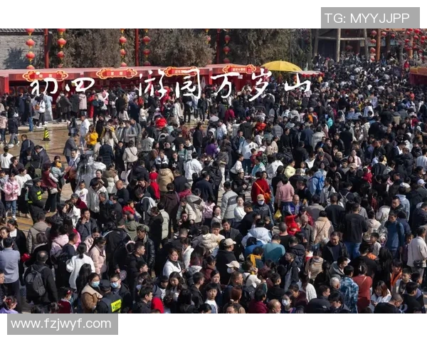 AL2与1T1现场盛况空前人潮涌动如海啸般震撼人心